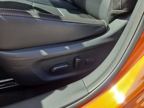Certified 2025 Nissan Sentra SR w/ SR Premium Package FWD image 21