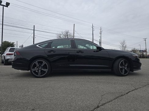 Used 2024 Honda Accord Sport image 17