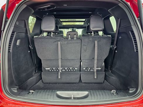 New 2026 Chrysler Pacifica Limited image 28