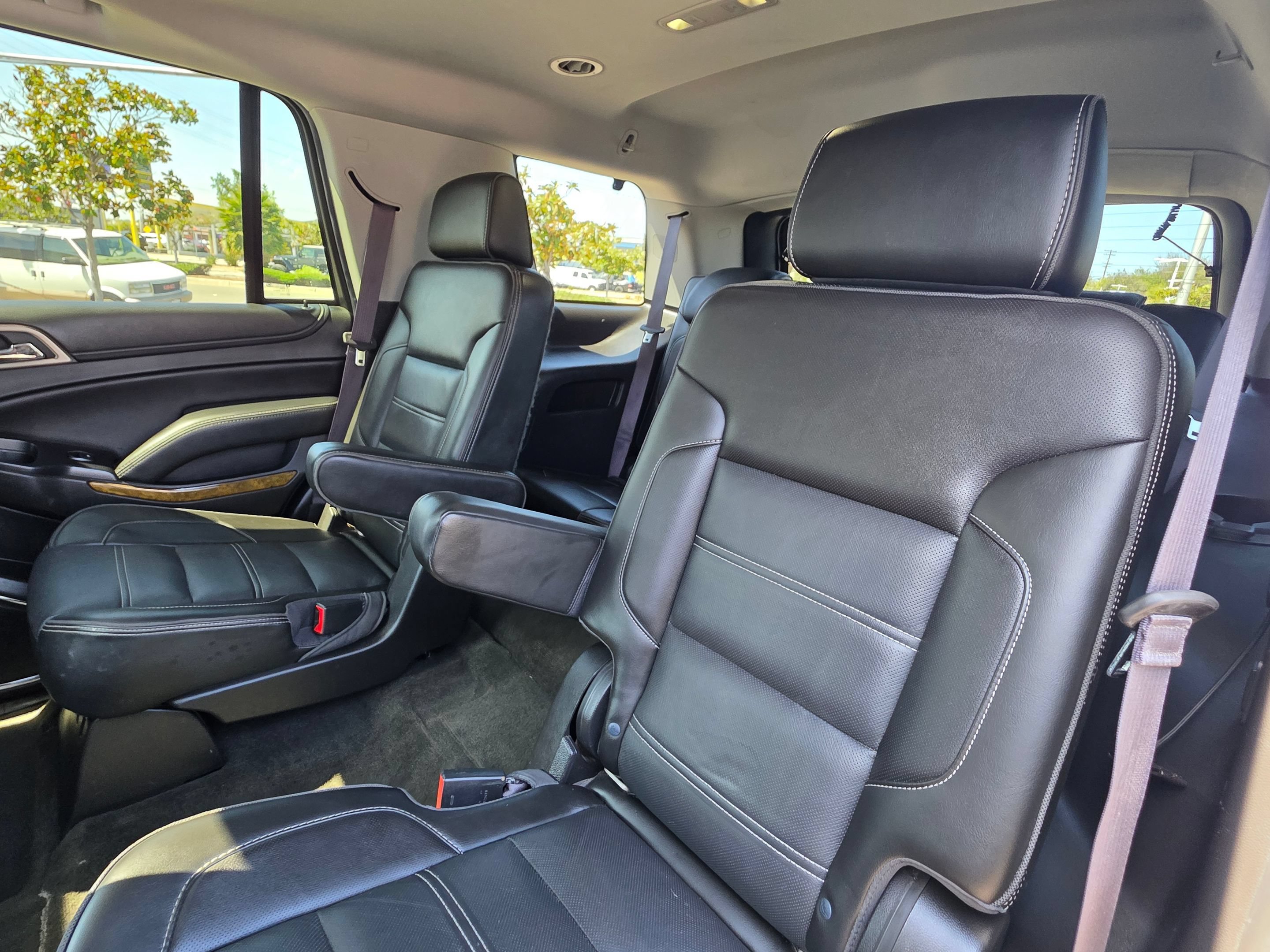 Used 2017 GMC Yukon Denali AWD/4WD image 23