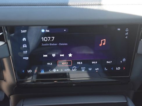 Used 2025 Lincoln Navigator Reserve AWD/4WD image 27