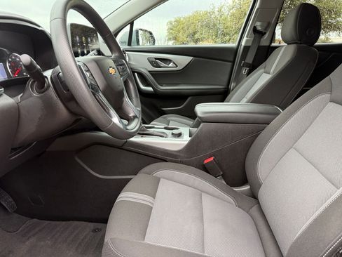 Used 2025 Chevrolet Blazer LT image 27