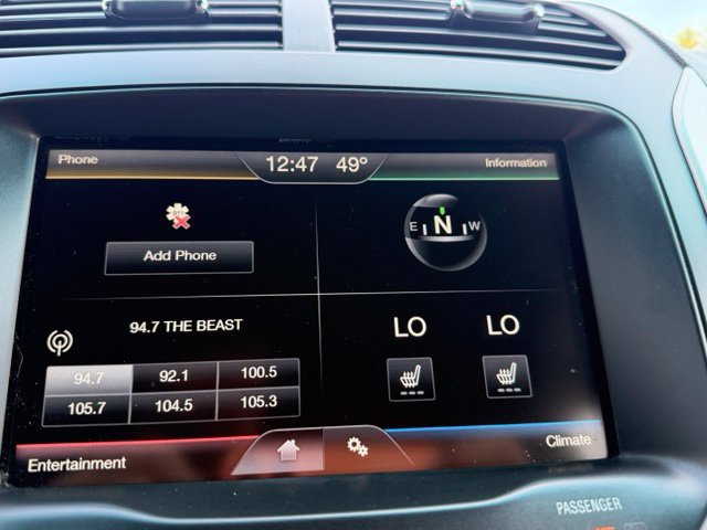 Used 2015 Ford Explorer XLT w/ Equipment Group 202B AWD/4WD image 25
