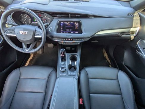 Used 2022 Cadillac XT4 Premium Luxury w/ Technology Package AWD/4WD image 15