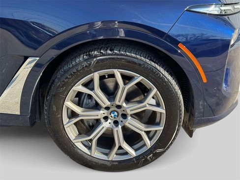 Certified 2026 BMW X7 xDrive40i w/ Executive Package image 7