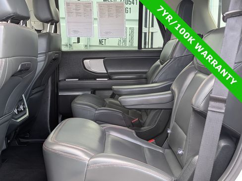 Certified 2025 Ford Expedition Active RWD image 18