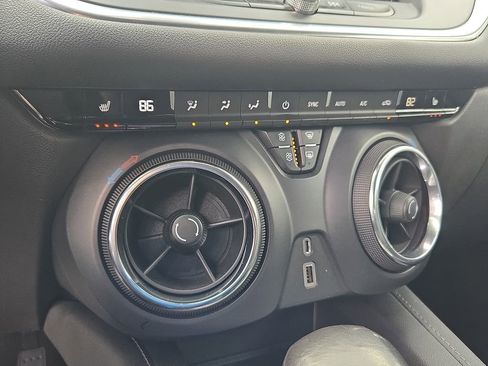 Used 2019 Chevrolet Blazer LT w/ Sound & Technology Package image 22