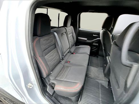 Used 2022 Nissan Frontier PRO-4X w/ Off-Road Protection Package image 23