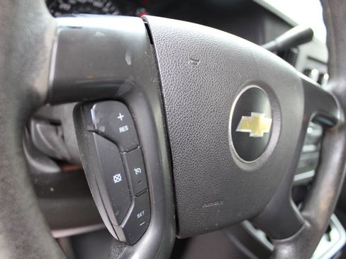 Used 2014 Chevrolet Express 1500 AWD image 12
