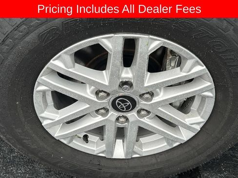 Used 2024 Toyota Tundra SR5 w/ SR5 Convenience Package AWD/4WD image 22