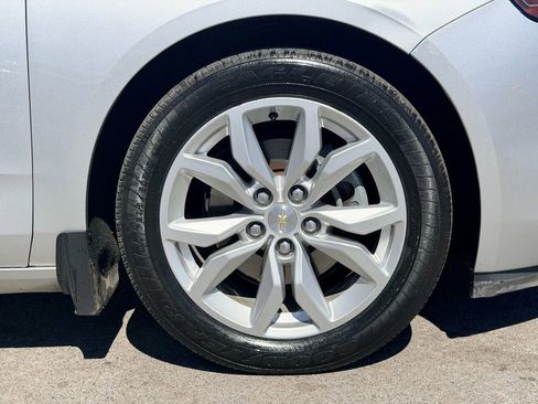 Used 2017 Chevrolet Impala LT w/ Leather Package FWD image 26