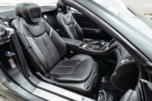 Used 2011 Mercedes-Benz SL 550 image 69