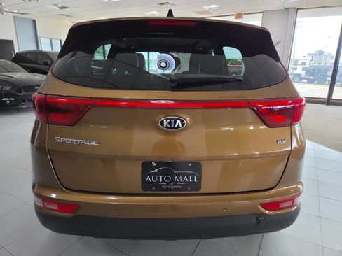 Used 2017 Kia Sportage EX w/ EX Technology Package AWD/4WD image 6