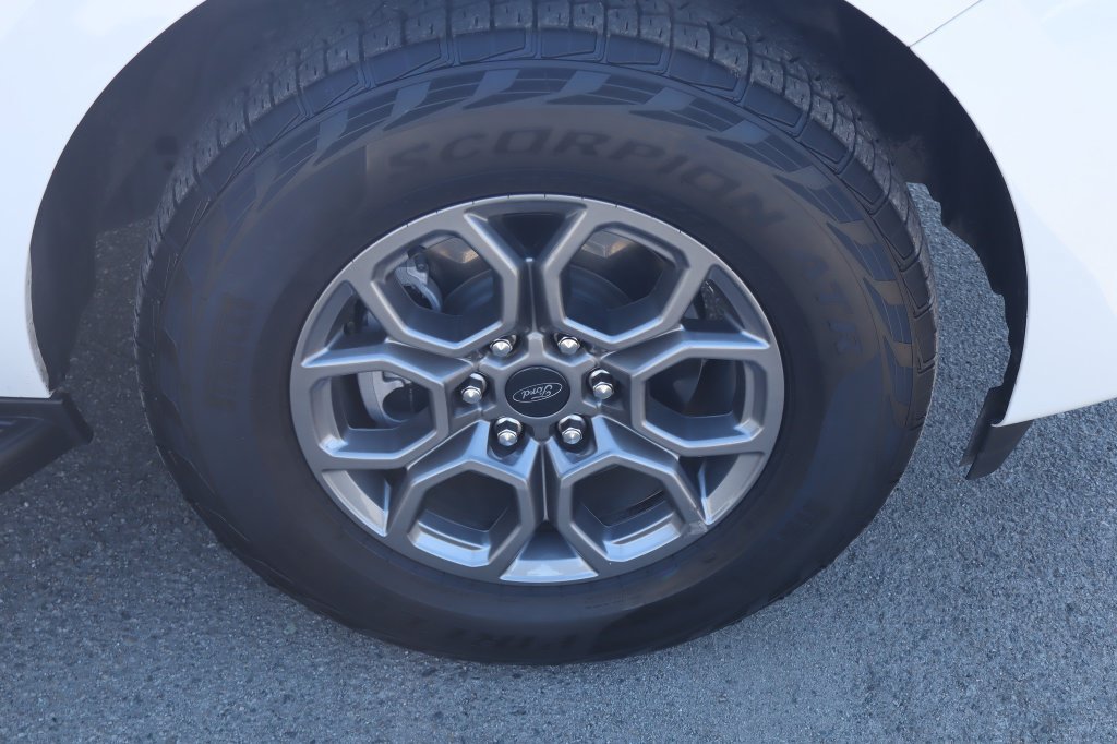 Used 2025 Ford Expedition Active AWD/4WD image 10