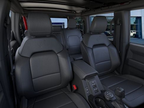 New 2026 Ford Bronco Badlands w/ Sasquatch Package AWD/4WD image 10