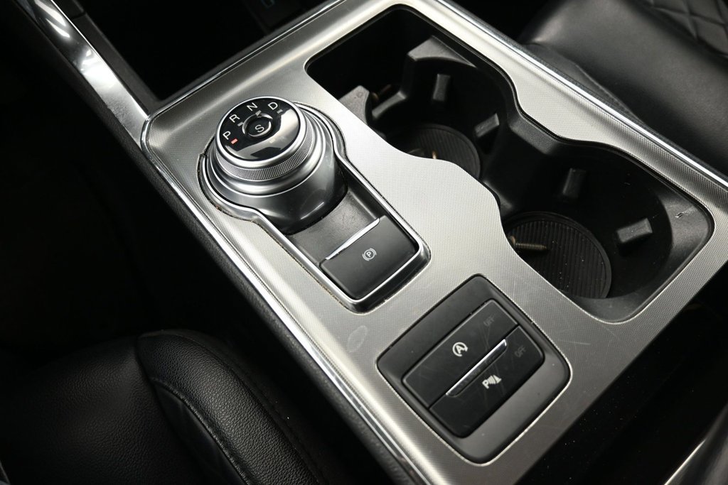 Used 2024 Ford Edge Titanium AWD/4WD image 15