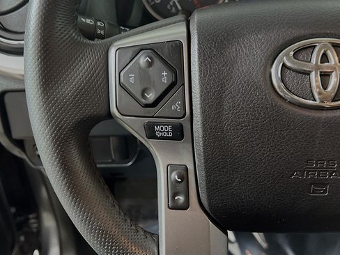 Used 2021 Toyota Tacoma SR5 RWD image 19