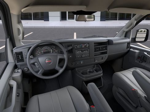 New 2026 GMC Savana 2500 image 15