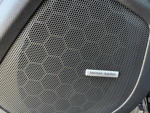 Used 2019 Subaru Ascent Touring image 19