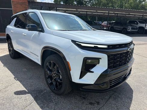 New 2026 Chevrolet Traverse RS FWD image 3