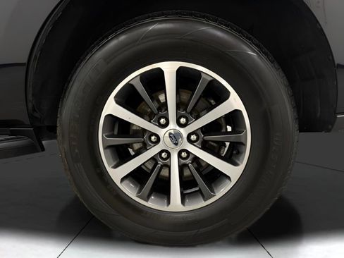 Used 2019 Ford Expedition XLT w/ Equipment Group 201A image 21