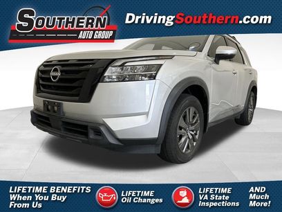 Used 2022 Nissan Pathfinder SV w/ SV Black Package