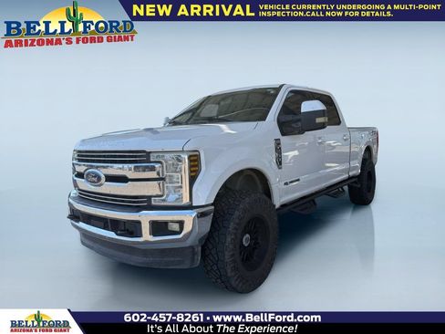 Used 2018 Ford F250 Lariat w/ Lariat Value Package AWD/4WD image 1