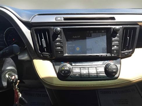 Used 2016 Toyota RAV4 XLE AWD/4WD image 12