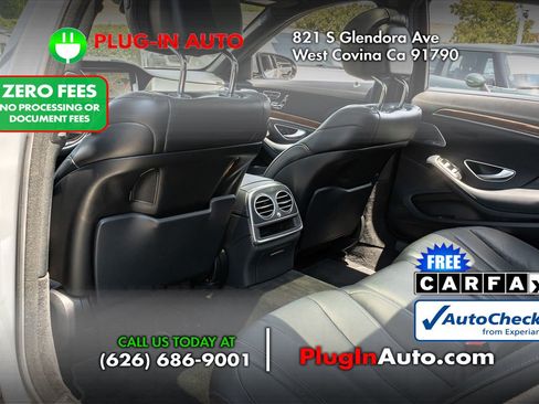 Used 2015 Mercedes-Benz S 550 Sedan w/ Sport Package image 10