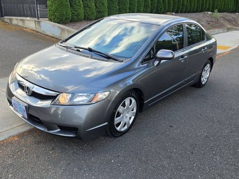 Used 2010 Honda Civic LX image 1