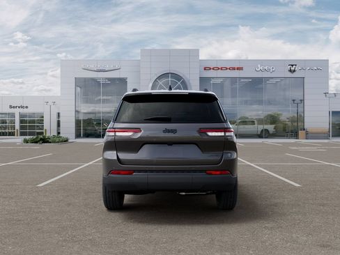 New 2025 Jeep Grand Cherokee L Limited w/ Black Appearance Package RWD image 7