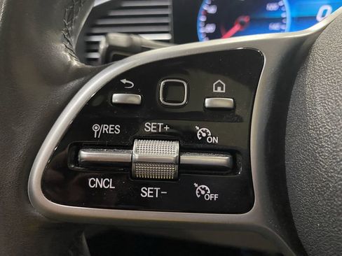 Used 2020 Mercedes-Benz GLS 450 4MATIC image 11