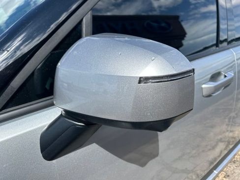 Used 2025 Hyundai Santa Fe Limited FWD image 17