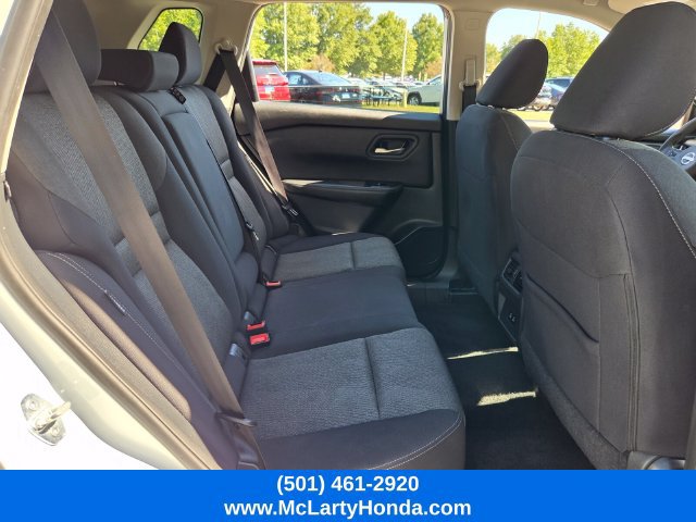 Used 2024 Nissan Rogue SV FWD image 17