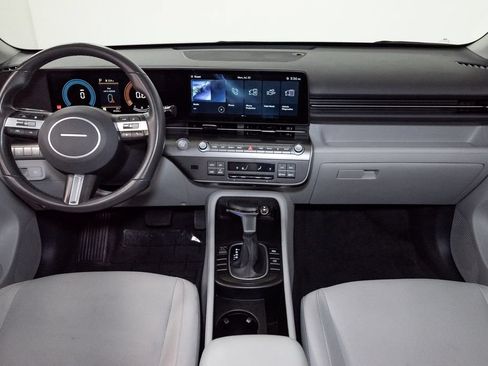 Used 2025 Hyundai Kona SEL FWD image 25