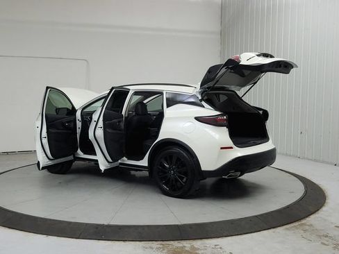 Used 2024 Nissan Murano SV w/ SV Midnight Edition Package FWD image 14