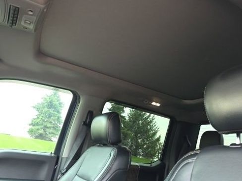 Used 2019 Ford F250 Lariat image 7