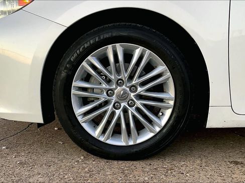 Used 2013 Lexus ES 350 image 8