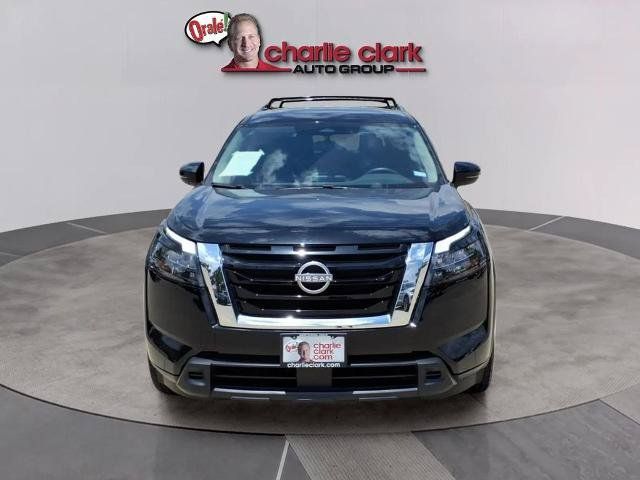 Certified 2024 Nissan Pathfinder SV FWD image 8