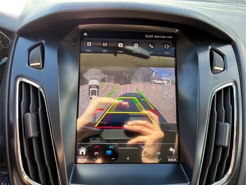 Used 2017 Ford Focus SE image 22