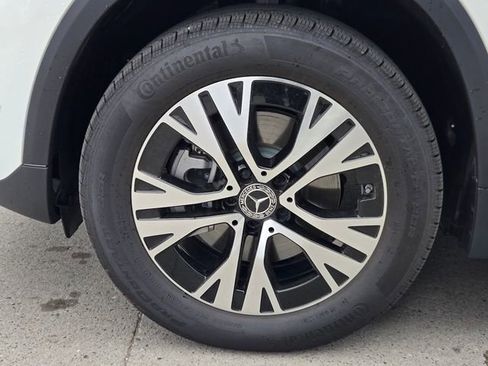 Certified 2025 Mercedes-Benz GLA 250 4MATIC image 8