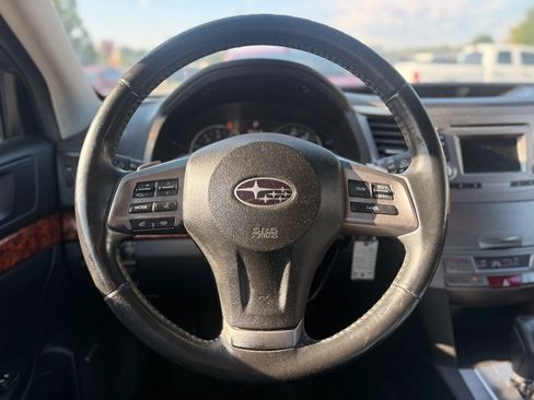 Used 2012 Subaru Outback 2.5i Limited AWD/4WD image 24