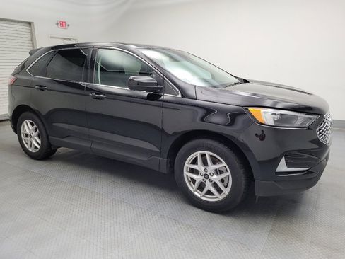 Used 2023 Ford Edge SEL image 11