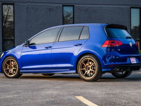 Used 2015 Volkswagen Golf R 4-Door image 5