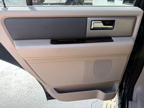 Used 2014 Ford Expedition XLT w/ Equipment Group 202A image 13