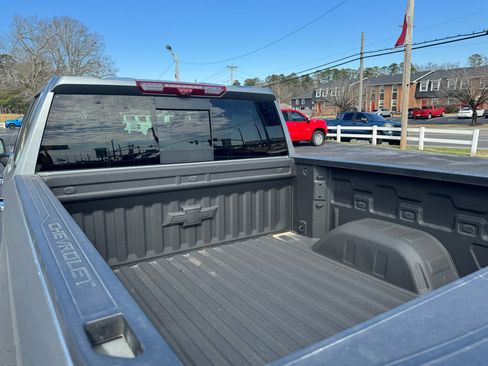 Used 2024 Chevrolet Silverado 1500 LTZ w/ LTZ Premium Package image 8