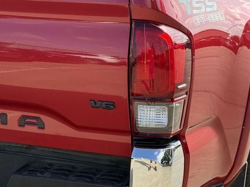 Used 2021 Toyota Tacoma SR5 RWD image 6