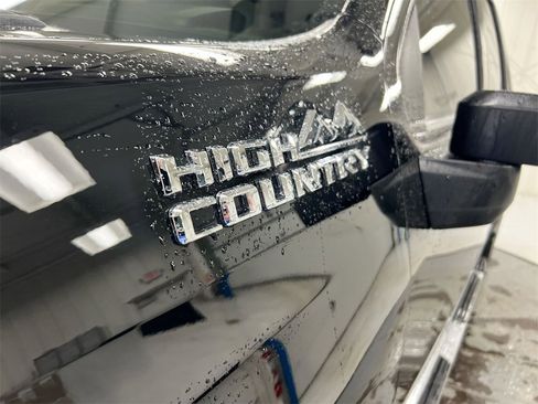 Used 2025 Chevrolet Silverado 2500 High Country w/ Technology Package image 28