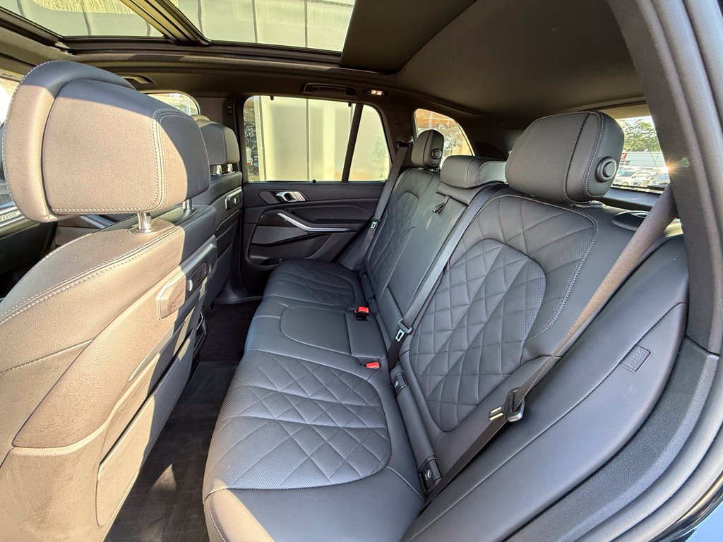 Used 2025 BMW X5 M60i w/ Executive Package AWD/4WD image 6