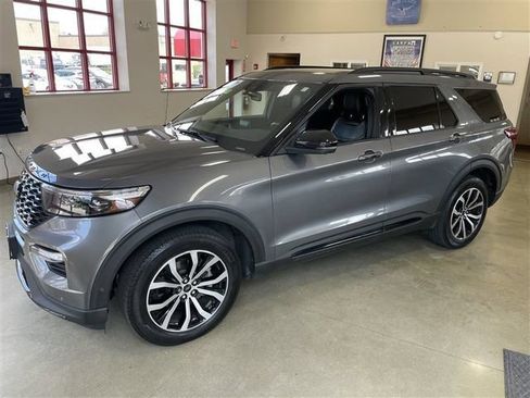 Used 2021 Ford Explorer ST w/ Equipment Group 401A AWD/4WD image 3